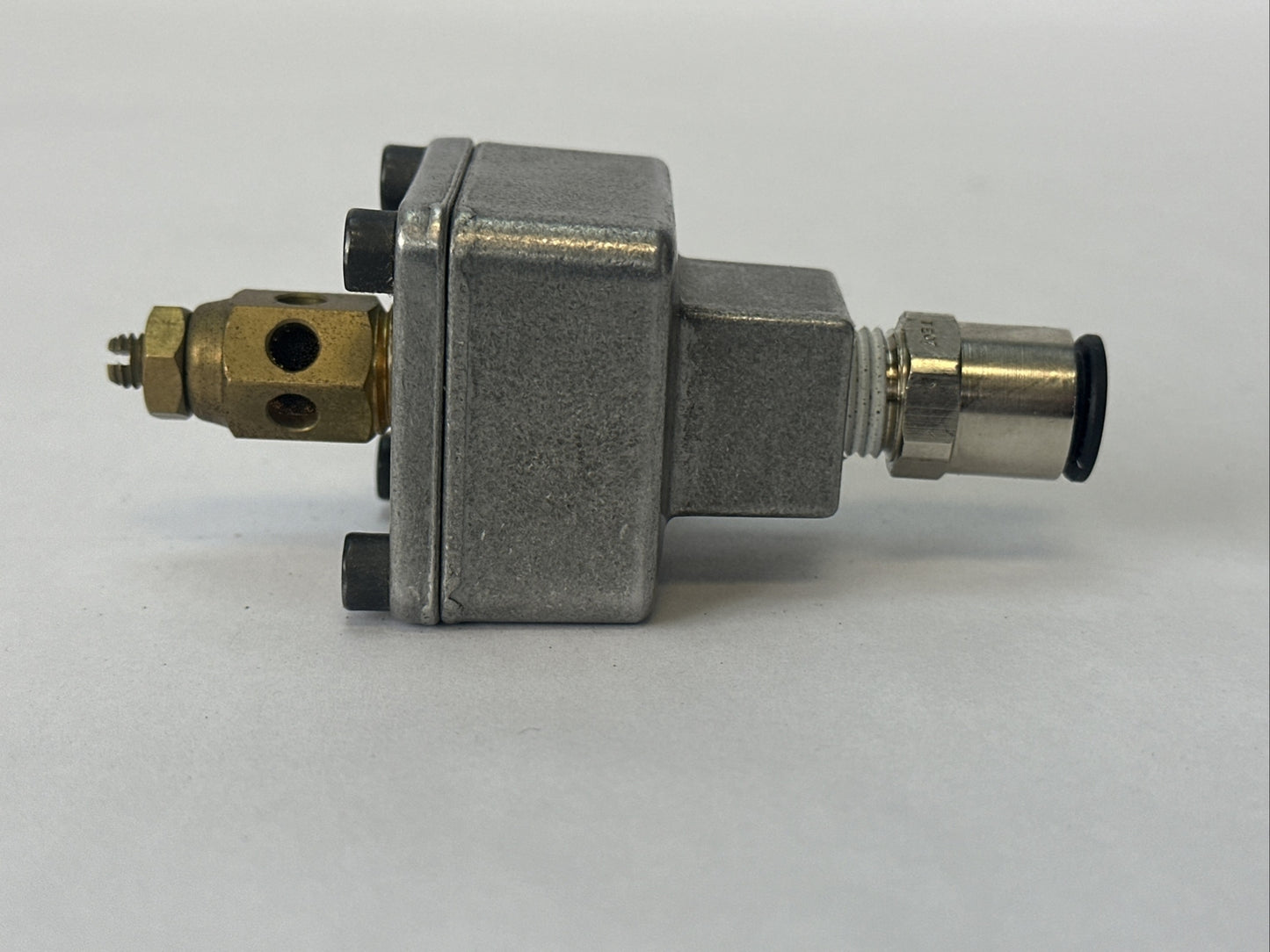PARKER 0R25B 1/4" QUICK EXHAUST VALVE 150PSI
