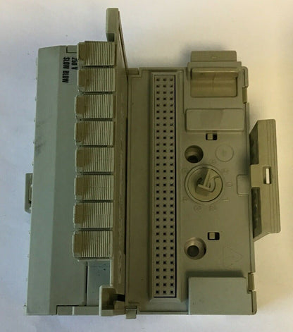 ALLEN BRADLEY 1794-OA8/A MODULE W/ 1794-TBNF/A TERMINAL BLOCK