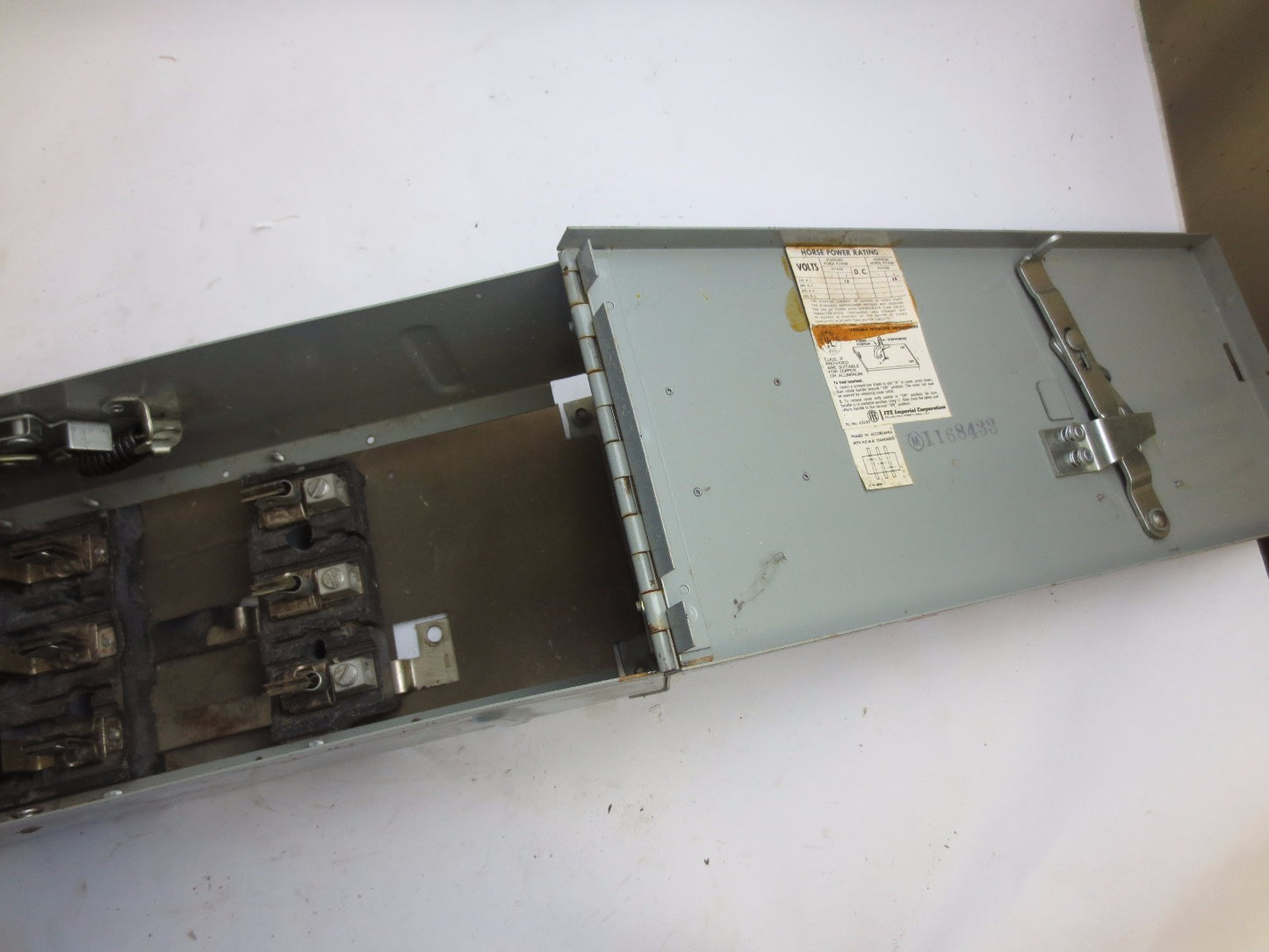 I-T-E V7E3203 CLAMP-MATIC VACU-BREAK PANELBOARD SWITCH - 240V, 100A, 3-POLE