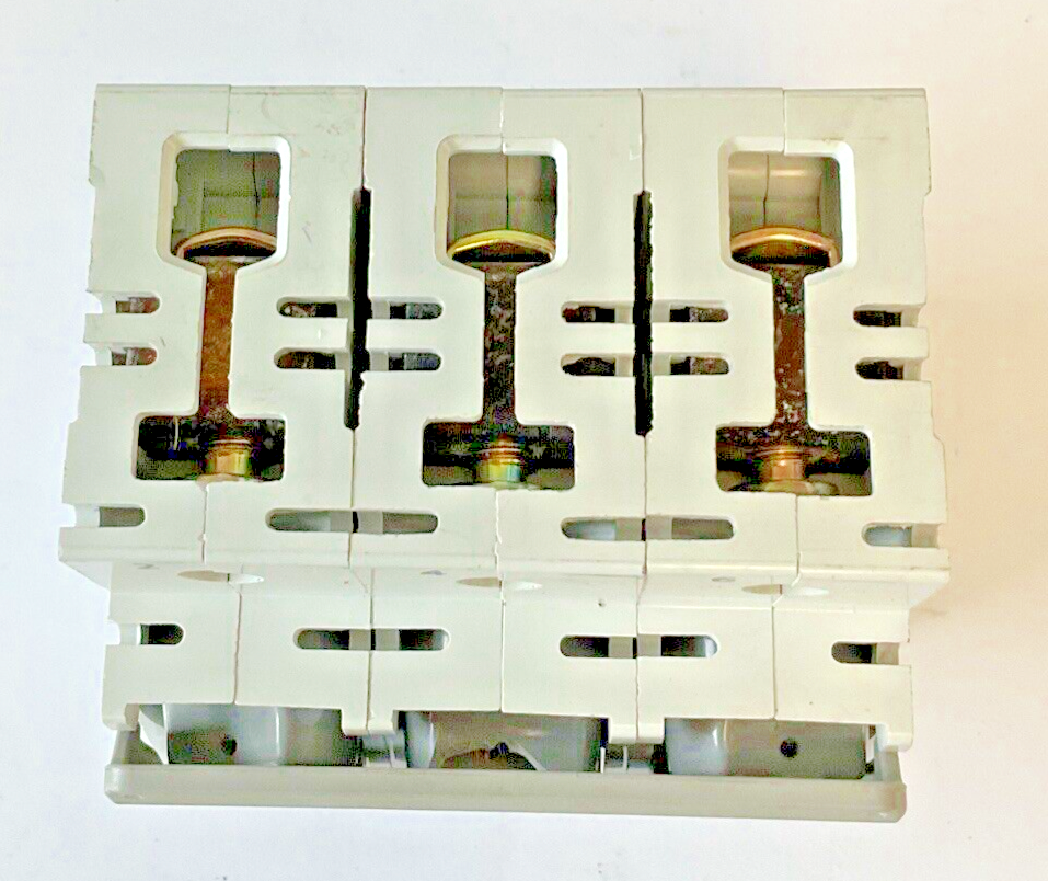 FERRAZ SHAWMUT Z211990 FUSE HOLDER 63A 5,5W 440VAC 50HZ
