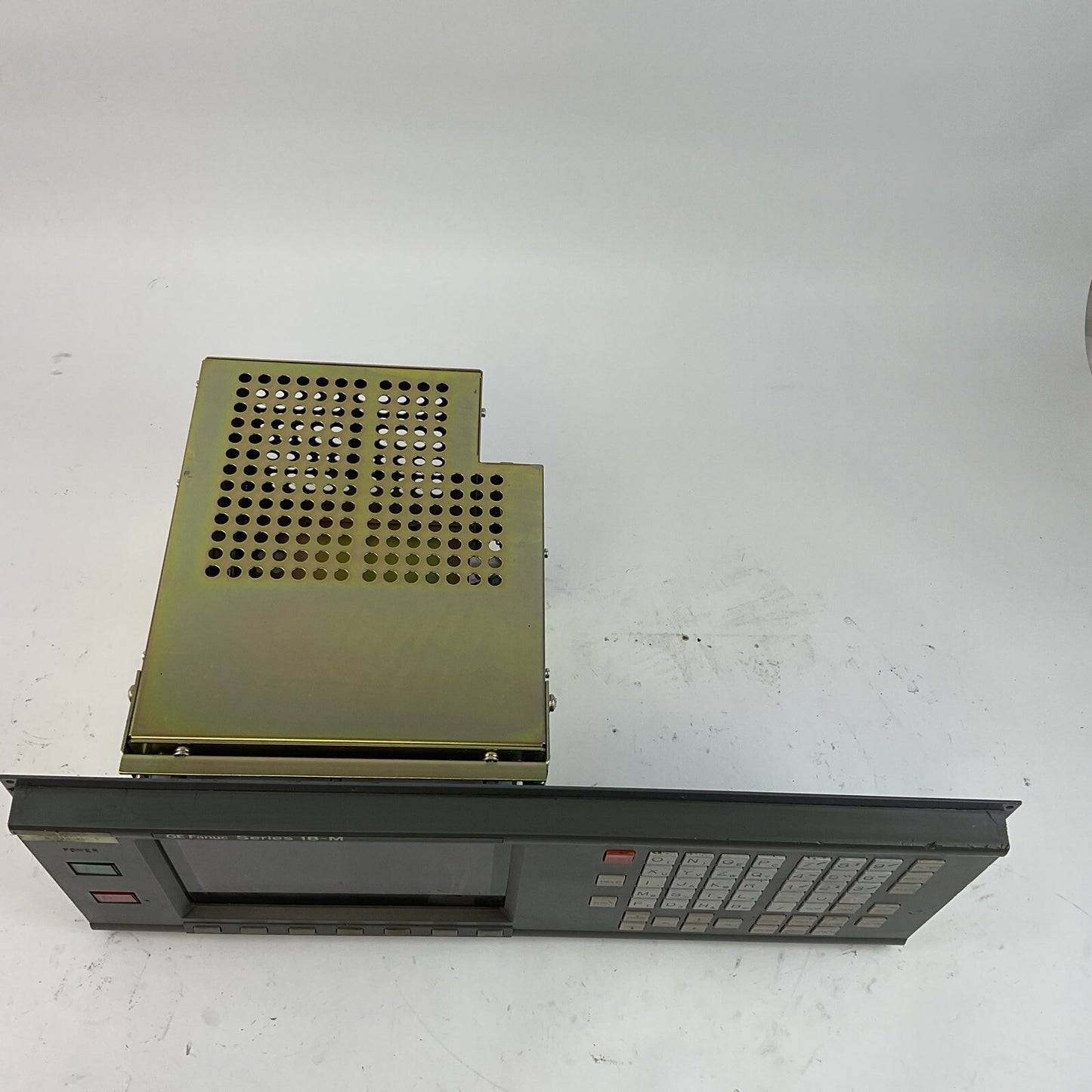 GE FANUC A16L-0001-0095 CRT/MDI UNIT 9" MONITOR WITH CONTROL PANEL