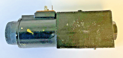 VICKERS DG4V-3S-2A-M-U-HL7-60-EN490 SOLENOID DIRECTION VALVE 3000PSI