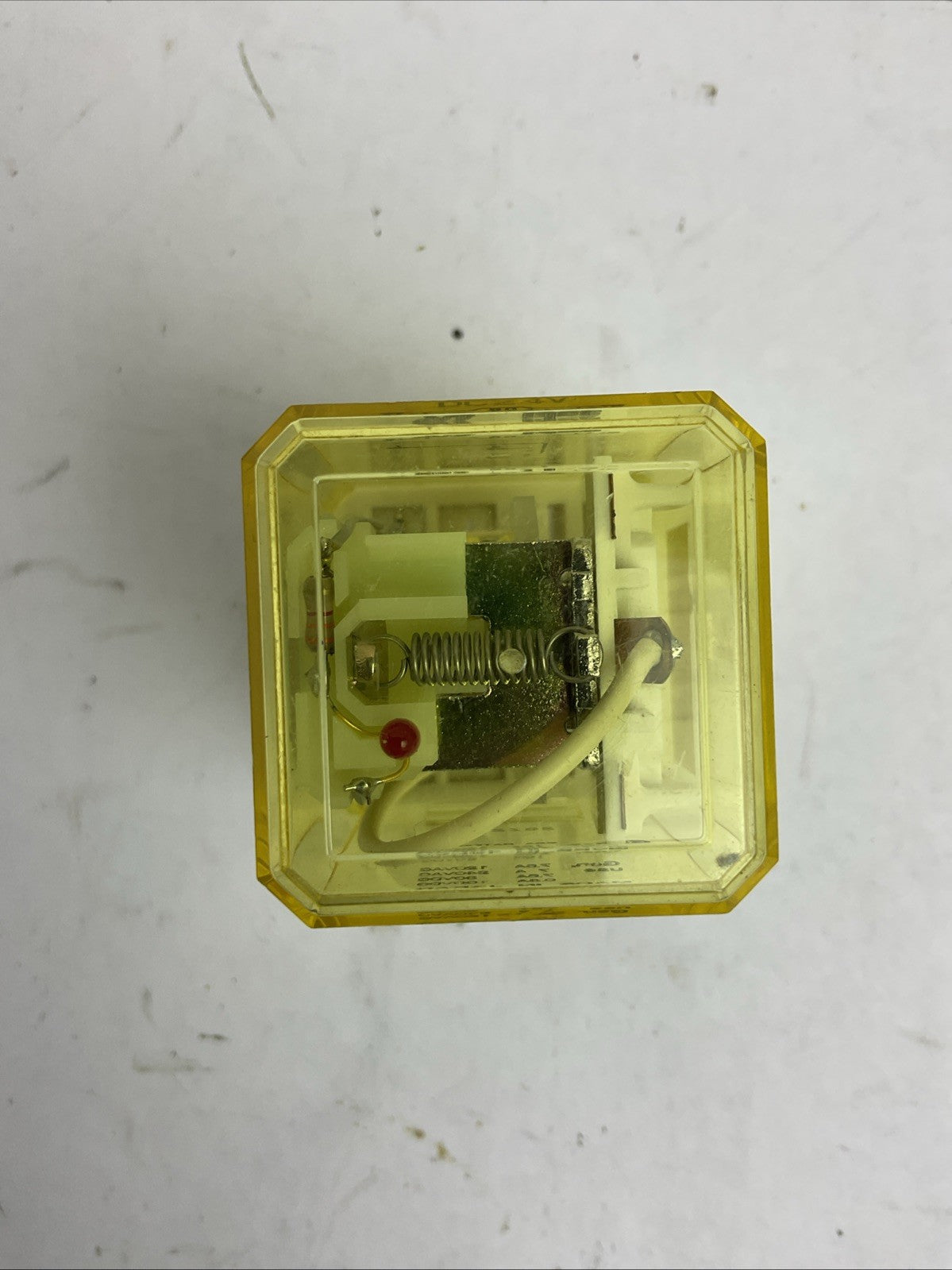 IDEC RRIBA-128-L DC24V RELAY (LOT OF 2)