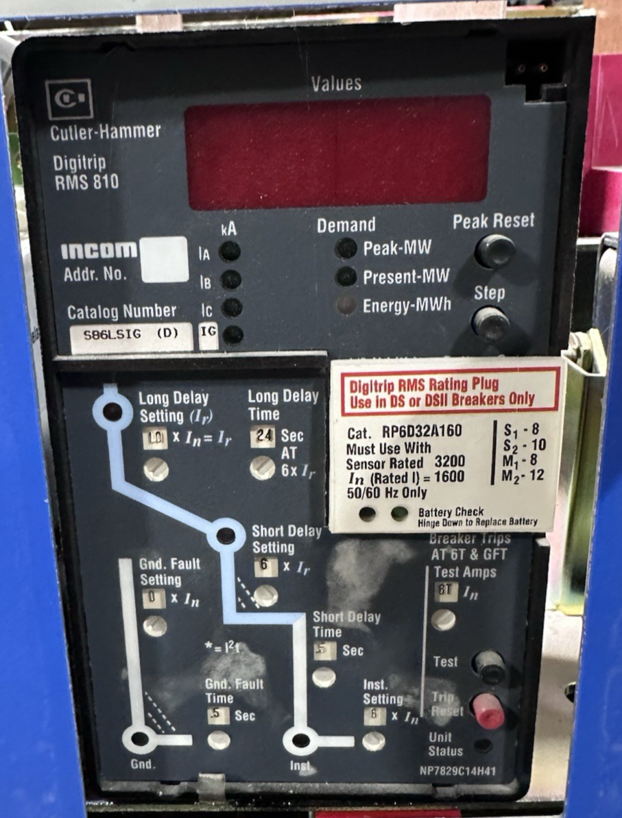 CUTLER HAMMER DS632 CIRCUIT BREAKER 3200 AMP 635V W/DIGITRIP RMS 810 S86LSIG (D)