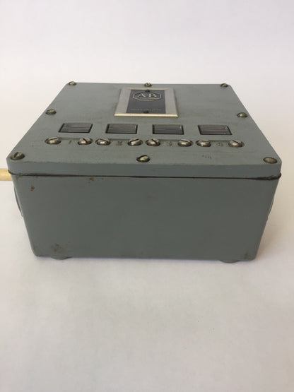 ALLEN BRADLEY 803-F412 ROTARY CAM LIMIT SWITCH 0-150RPM 600V NEMA TYPE 12