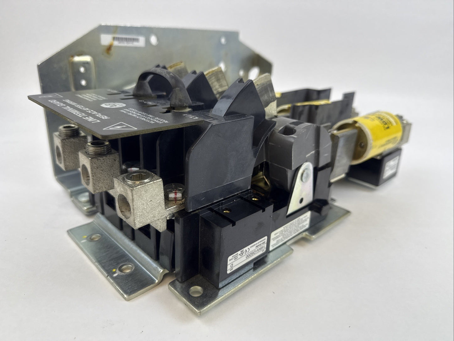ALLEN BRADLEY 1494V-DS200 SER.D DISCONN SWITCH W/ 1494V-FS200 SER.D W/LPJ175SP1
