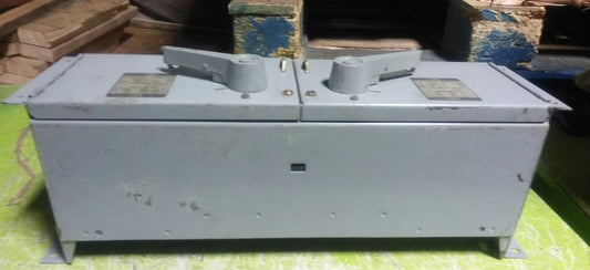 WESTINGHOUSE Cutler Hammer FDPWT3611R 30 amp, 600 vac, Twin Fusible Switch