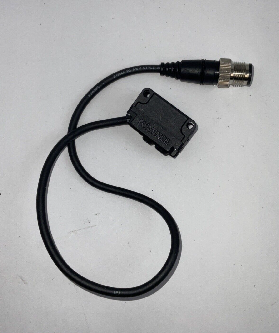 KEYENCE PZ-G42EP SENSOR CONNECTION CORD 10-30VDC 100MA