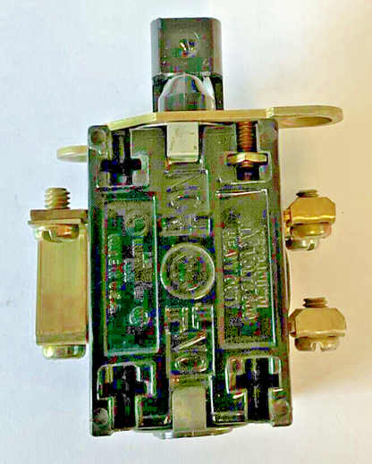 GENERAL ELECTRIC CR2940UX PUSH BUTTON CONTACT BLOCK 110V 50/60CY