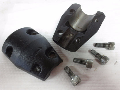 3400 08 MALLEABLE IRON SPLIT ROTATING REDUCER COUPLING - 1-1/2" -- 3/4" - NEW