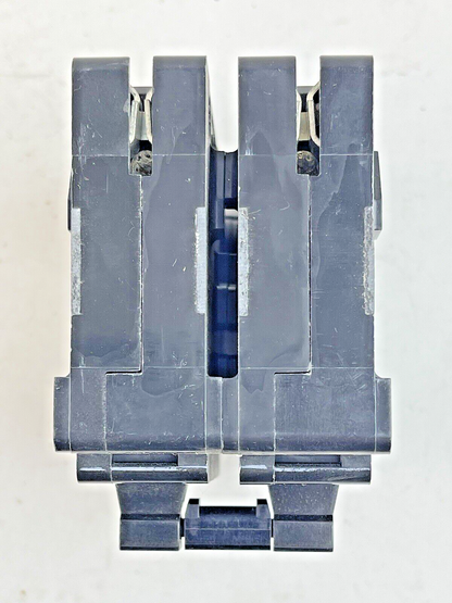CROUSE-HINDS *BOX OF 1* - MP225 - 2 POLE, 25 A, 240 VAC CIRCUIT BREAKER