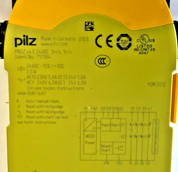 PILZ PNOZ S4 C 24 VDC 3N/0 1N/C SAFETY RELAY 24VDC