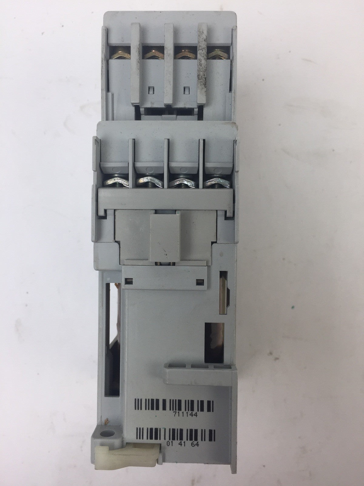 ALLEN BRADLEY 700-CF400D* CONTACTOR  600VAC 25A COIL 24VDC 100-F 100-FSD250