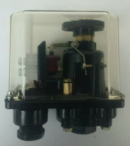 DRUCKWACHTER KLOCKNER MOELLER MCS8 PRESSURE SWITCH 380V 10A, 125V 18KW, 220V