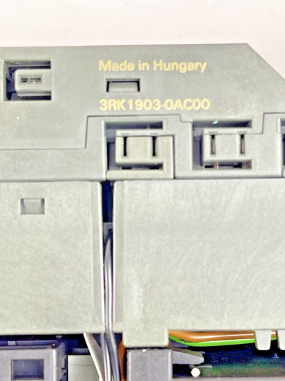 SIEMENS -3RK1301-0KB00-1AA2/ 3RV1011-0KA10/ 3RH1911-1AA01 (2)/3RK 1903-0AC00 (2)