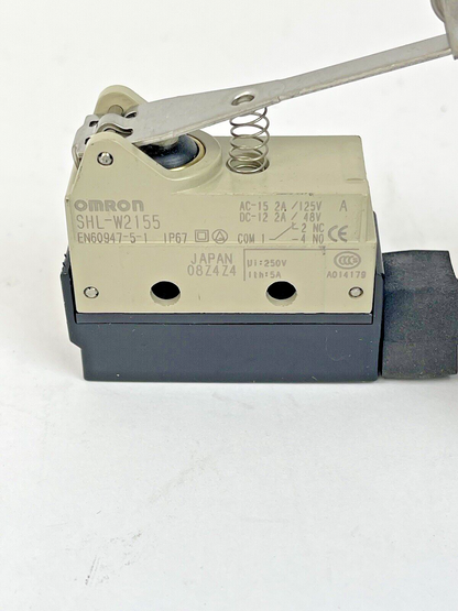 OMRON - SHL-W2155 -**LOT OF 2** - ENCLOSED LIMIT SWITCH - WITH ROLLER ARM