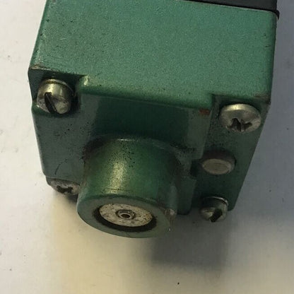 NUMATICS 153SS515M019M61 SOLENOID VALVE 24VDC 25A 150PSIG-AIR 6.0WATTS