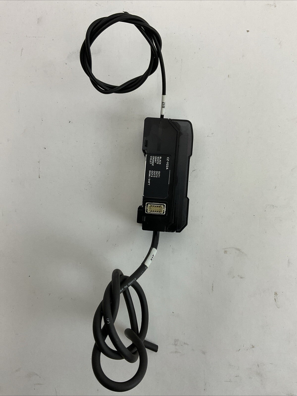 KEYENCE CZ-V22A DIGITAL RGB SENSOR