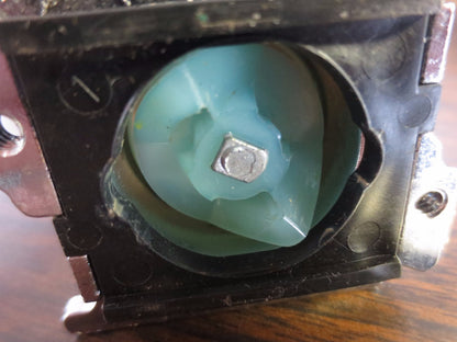 2-POSITION LOCK WITH 2 KEYS - ALLEN-BRADLEY? CAM 1 0510 - CONTROL PANEL SWITCH?