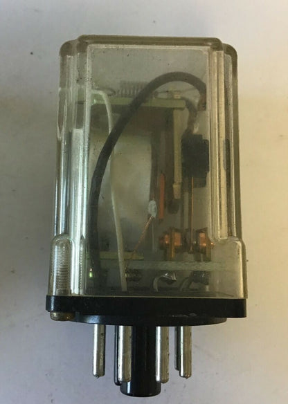 OMRON MK2EPN-UA-AC24 RELAY 10A 230VAC/28VDC ***LOTOF2***