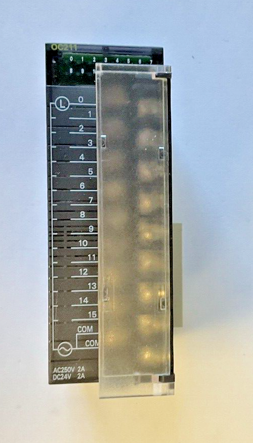 OMRON CJ1W-OC211 OUTPUT UNIT MODULE 250VAC