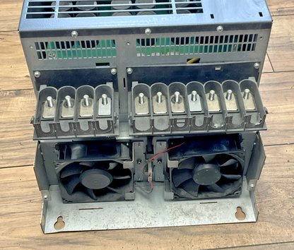 SIEMENS 6SL3210-1SE31-8UA0 FREQUENCY COVERTER/DRIVE VER.H POWER MODULE 340 480V