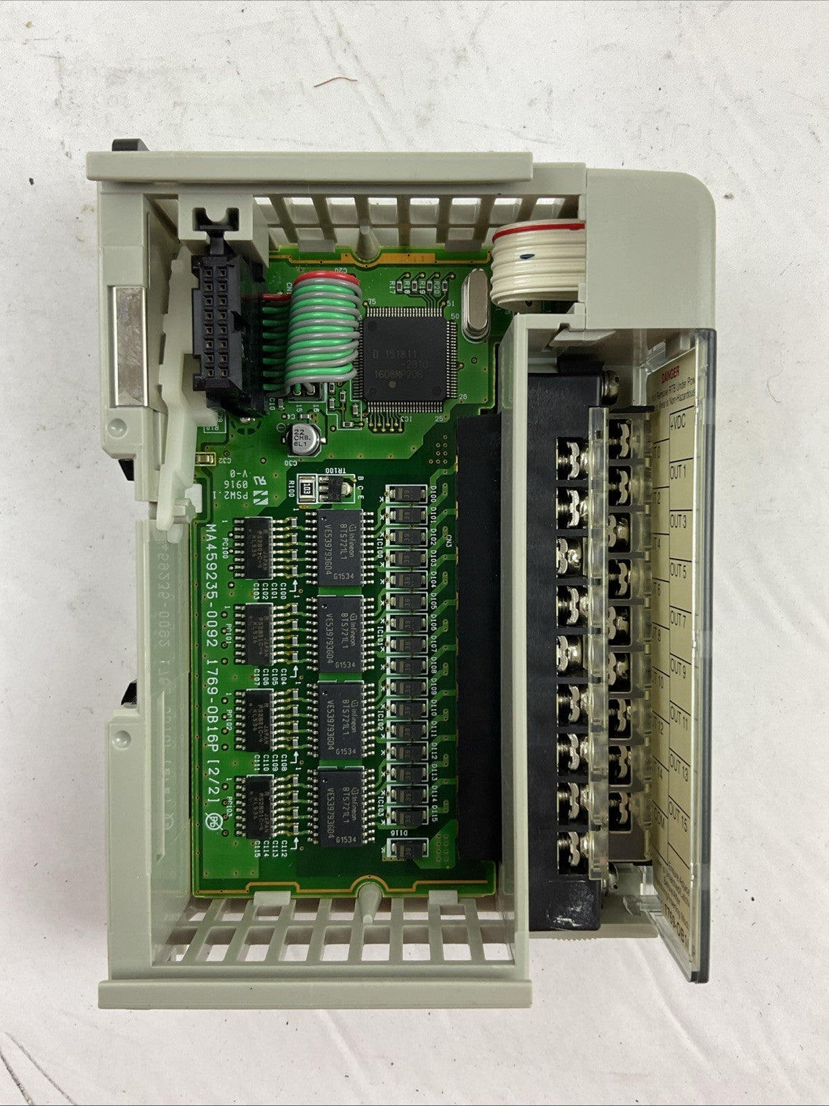 ALLEN BRADLEY 1769-OB16P SER B F/W REV 3.1 DIR/VER 10001246374/00 OUTPUT