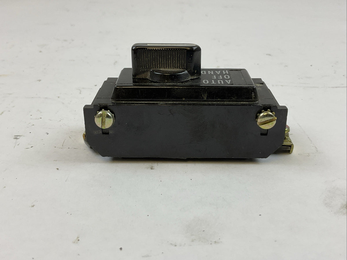 SQUARE D 9999 SC-2 SELECTOR SWITCH AUTO OFF HAND (LOT OF 2)