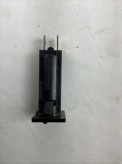 SIEMENS W28-XQIA-3 32VDC 3AMP CIRCUIT BREAKER (LOT OF 5)