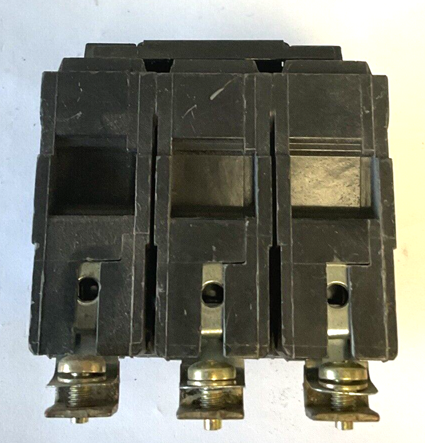 GENERAL ELECTRIC THQB 40A 3POLE CIRCUIT BREAKER ***LOTOF2***240VAC