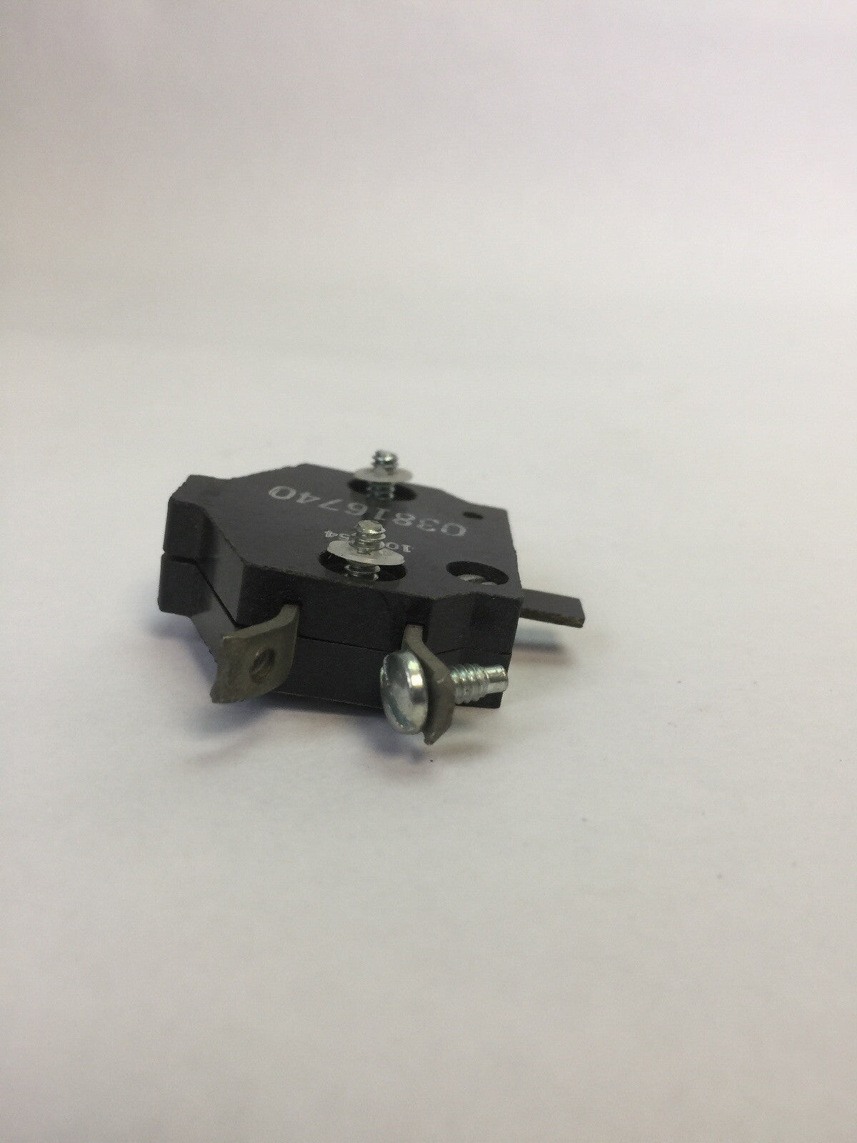 CUTLER HAMMER 10-3654 AUXILIARY CONTACT 3AMP 600VAC
