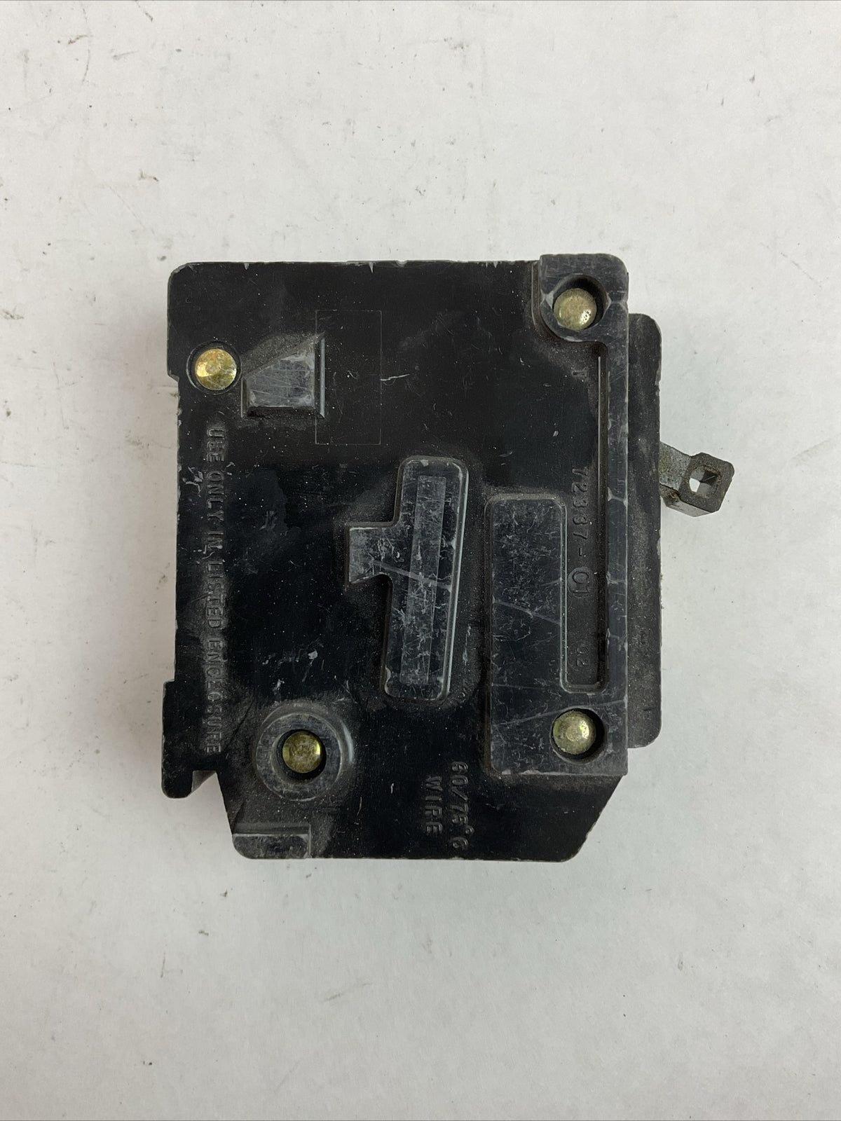 CROUSE-HINDS MP120 1POLE 20AMP 120/240VAC TYPE MP-C CIRCUIT BREAKER