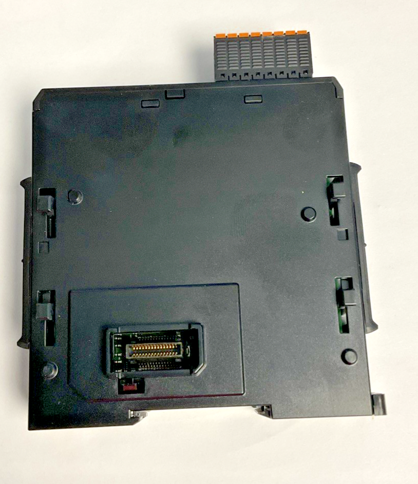 KEYENCE GC-S84 SAFETY CONTROLLER 24VDC 0.5A