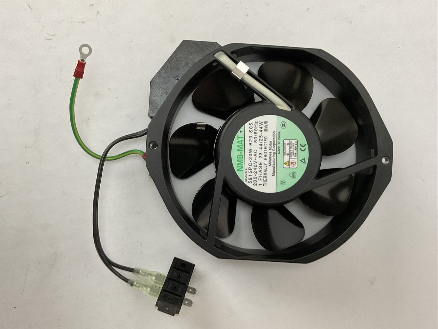 FANUC A05B-2452-C902 FAN UNIT 200-240VAC 2600/2900 R/MIN