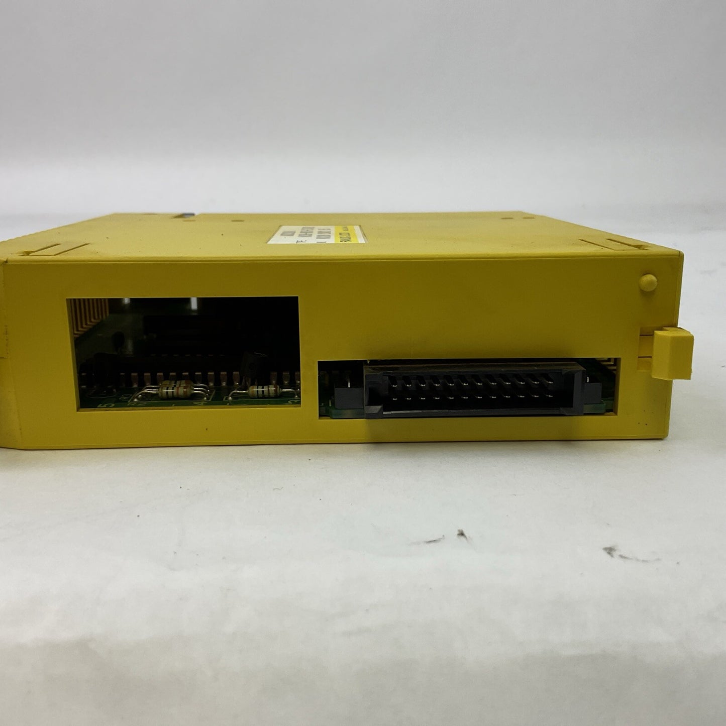 FANUC A03B-0819-C162 OUTPUT MODULE AOD32A1