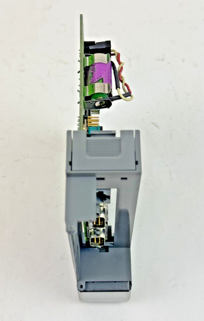 ALLEN-BRADLEY - 1746-BAS SER. C FRN: 6 - SLC 500 BASIC MODULE *NO DOOR*