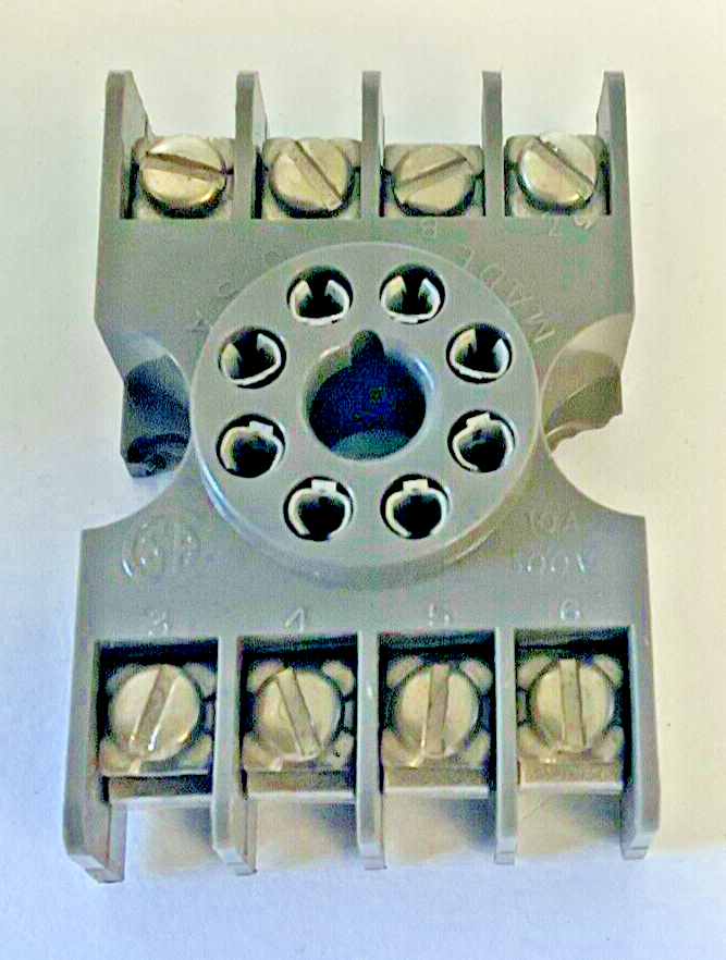 AMF CHD-38-30003 TIME DELAY RELAY 120VAC 10A 1.0-1.80SEC 24VDC W/ BASE 27E122
