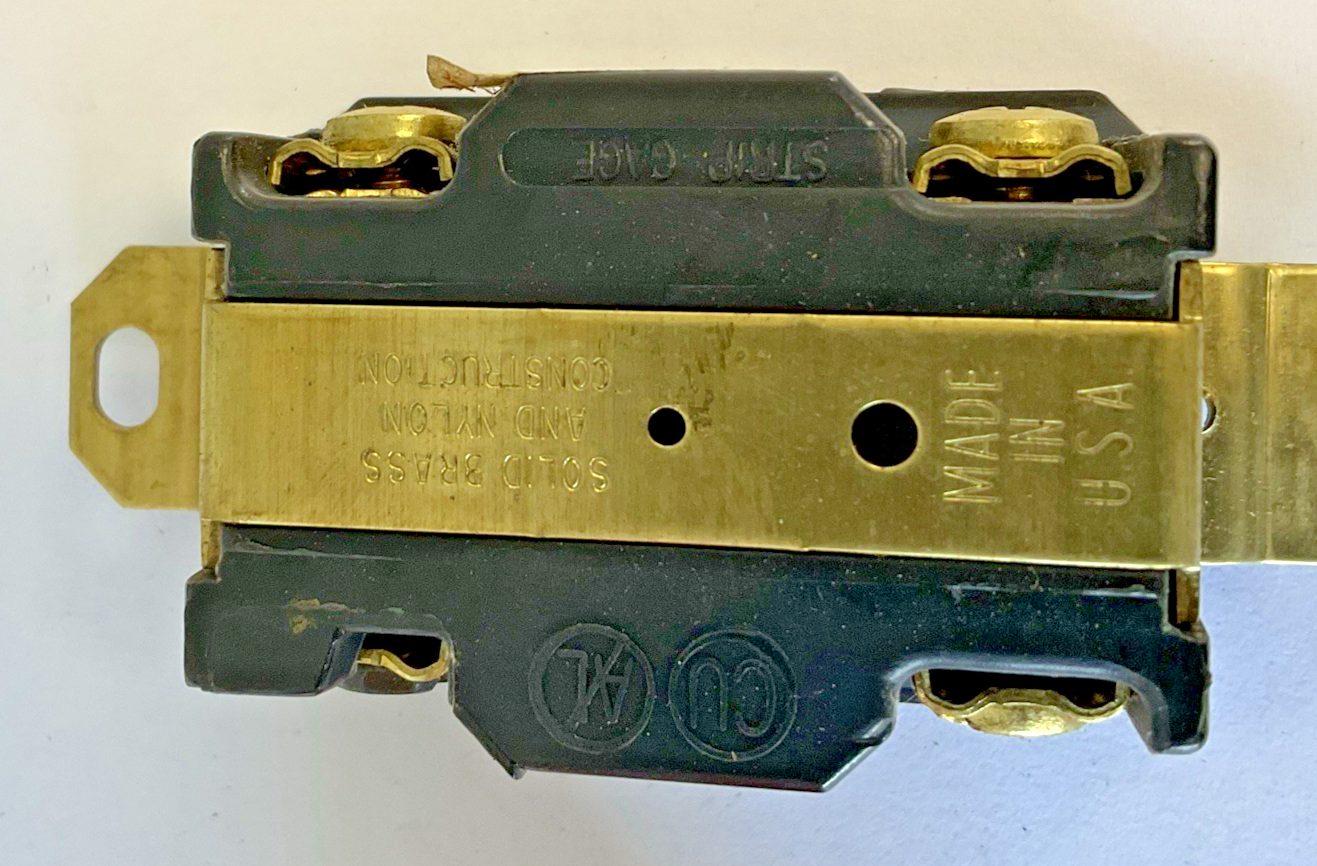 PASS & SEYMOUR L1620-R TURNLOK RECEPTACLE 20A 3PH 480V 3P 4W ***LOTOF3***