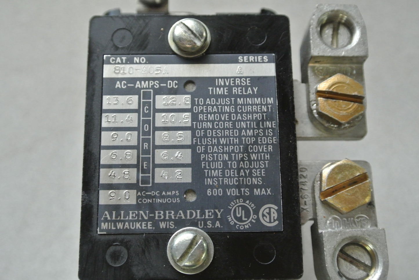ALLEN-BRADLEY 810-A05A Ser. A MAGNETIC OVERLOAD RELAY 600V 9A AC/DC NEW SURPLUS