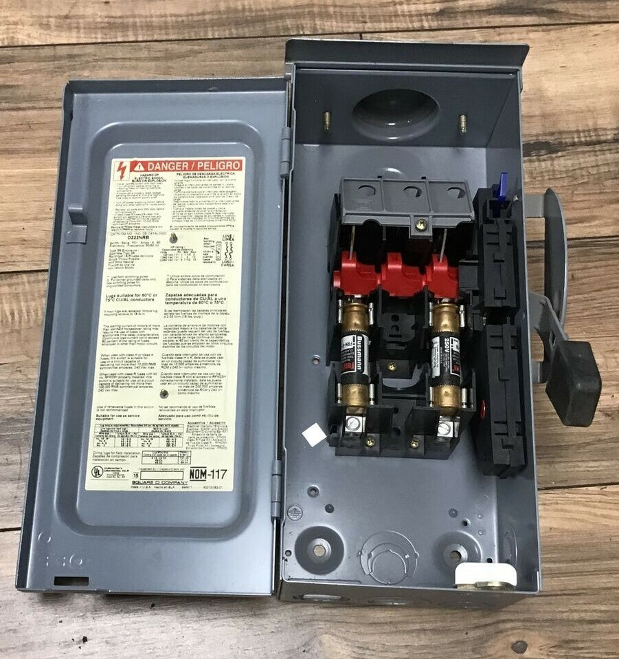 SQUARE D D222NRB SAFETY SWITCH  240VAC 60AMP SER.F01 TYPE3R (NO NEUTRAL)