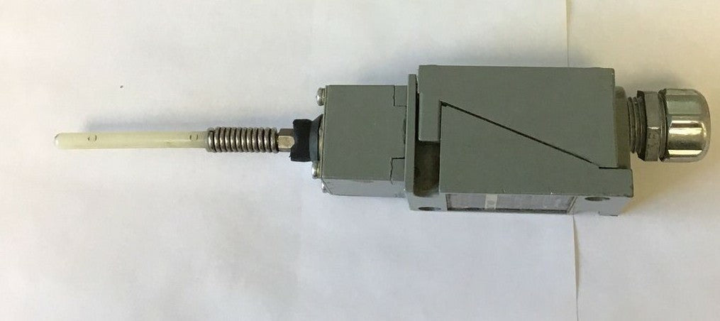 ALLEN BRADLEY 802T-WSP OILTIGHT LIMIT SWITCH  SER.J