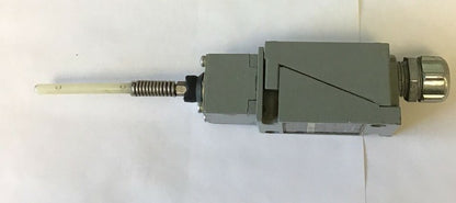 ALLEN BRADLEY 802T-WSP OILTIGHT LIMIT SWITCH  SER.J
