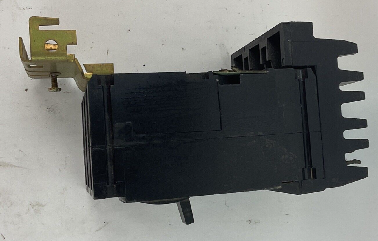 SQUARE D FA 34015 CIRCUIT BREAKER  480VAC 250VDC 3POLE