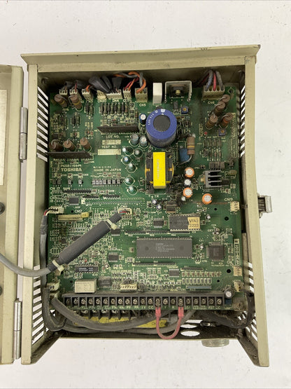 TOSHIBA TOSVERT-130G2 TRANSITOR INVERTER VT130G2+4025 2.5kVA 2HP OUTPUT 400V