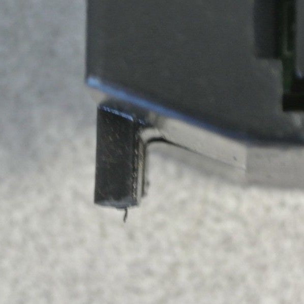GE FANUC IC693MDL740H - OUTPUT MODULE - 12/24VDC, 0.5A, 16PT, POS