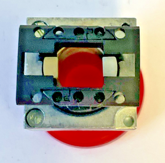 SIEMENS 3SB35 01-1GB61 MUSHROOM-SHAPED PUSHBUTTON