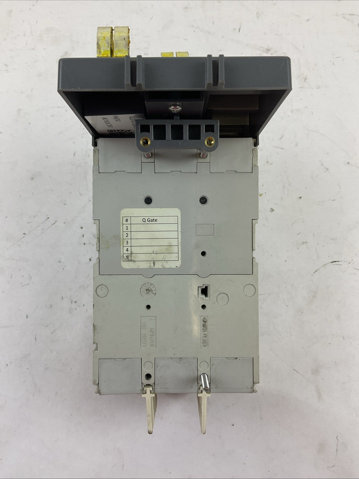 ABB XT4NU3150AYJ000XXX CIRCUIT BREAKER 600VAC 500VDC 150A SACE TMAX XT4N 250