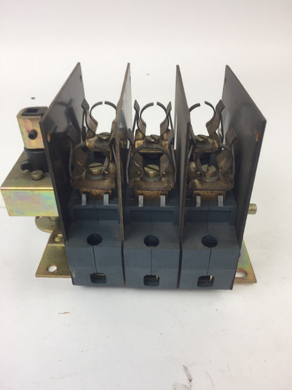 ABB OESA-F30J6 DISCONNECT FUSIBLE SWITCH 3 POLE 30 A 600 V