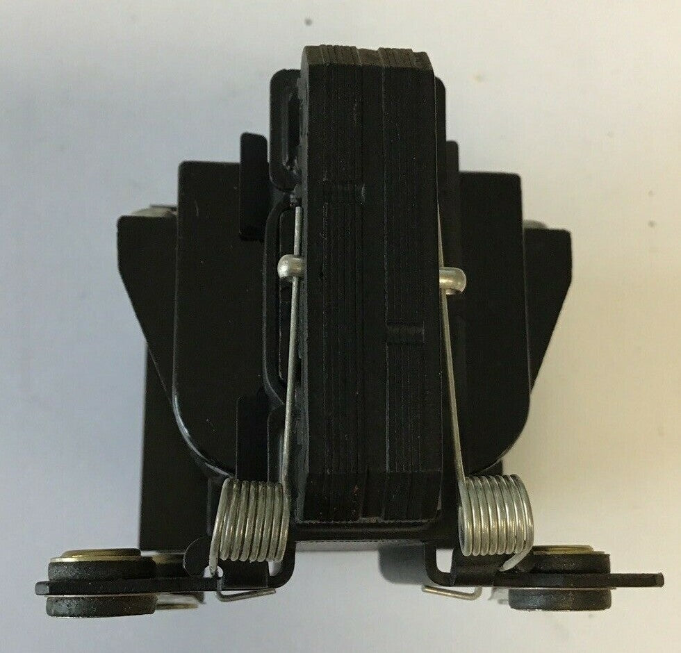 ALLEN BRADLEY 700-C110A1 SER.B CONTROL RELAY