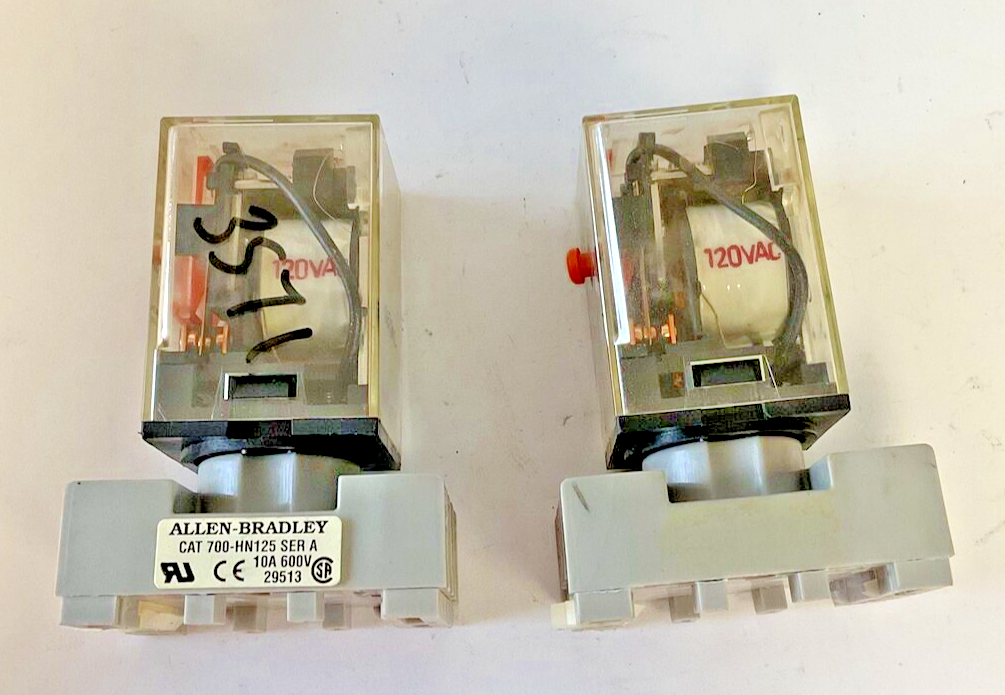 OMRON MK2PN-S RELAY 10A   W/ALLEN BRADLEY 700-HN125 BASE SER.A 10A** LOTOF2**